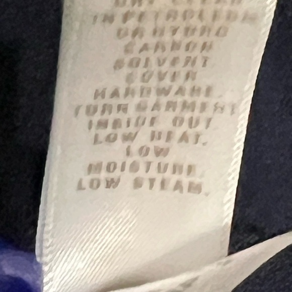 St. John Short Sleeve Cropped Wool Sweater Navy Blue Large - Picture 11 of 12